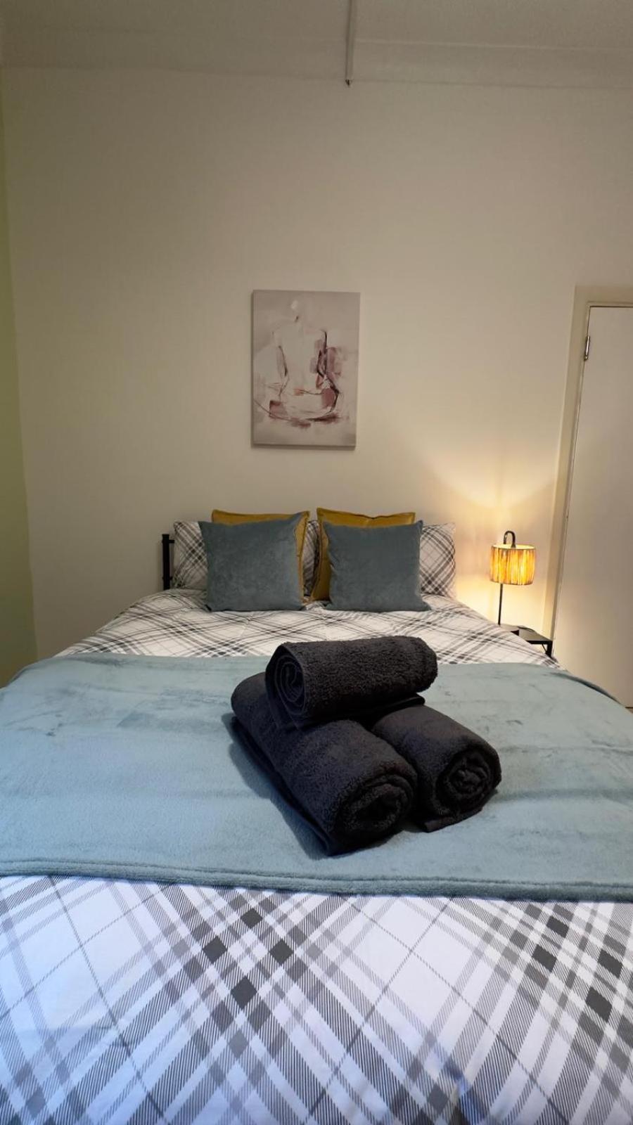 25 Minutes To Central London Rooms 35 Номер фото